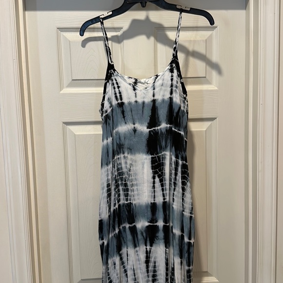 Kiwi and Punch Size M Dress - Picture 1 of 7